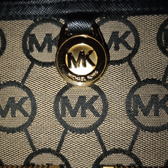 MICHAEL KORS JET SET SIGNATURE MK LOGO TOTE  BROWN/BLACK - Picture 8 of 16